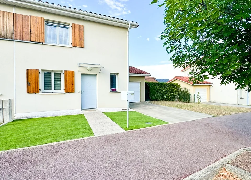 Maison à vendre Genas Azieu 27 (1), 4 pièces à vendre