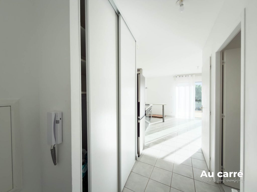 Appartement T2 terrasse à louer Genas Azieu