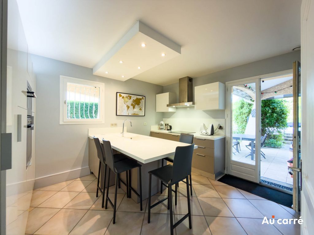 Maison avec piscine à vendre Genas Azieu