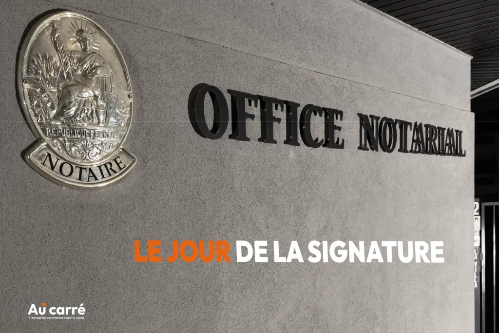 Signature de l'acte de vente chez le notaire pour une maison à Genas